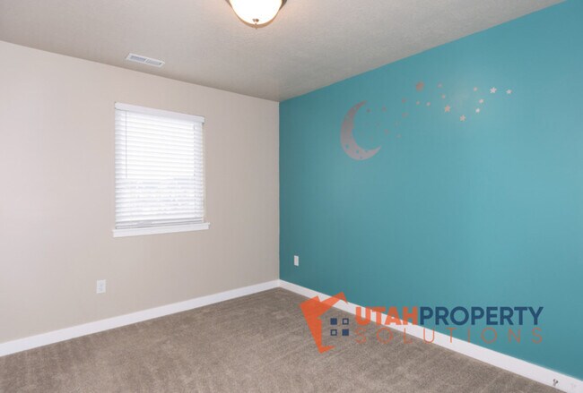 Building Photo - 5393 Borglum Ln