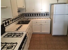 Building Photo - 404 N Palm Dr