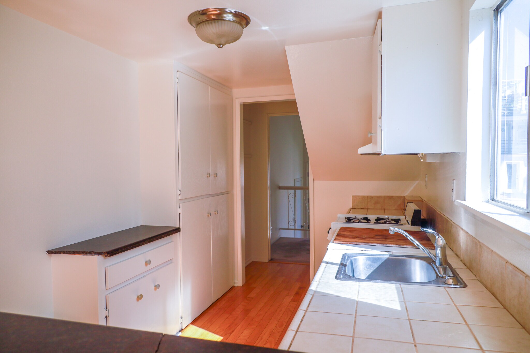 Building Photo - 3513 Alma Ave