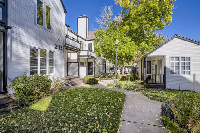 Building Photo - Downtown 2 BDR / 2BA - Walk to Everything