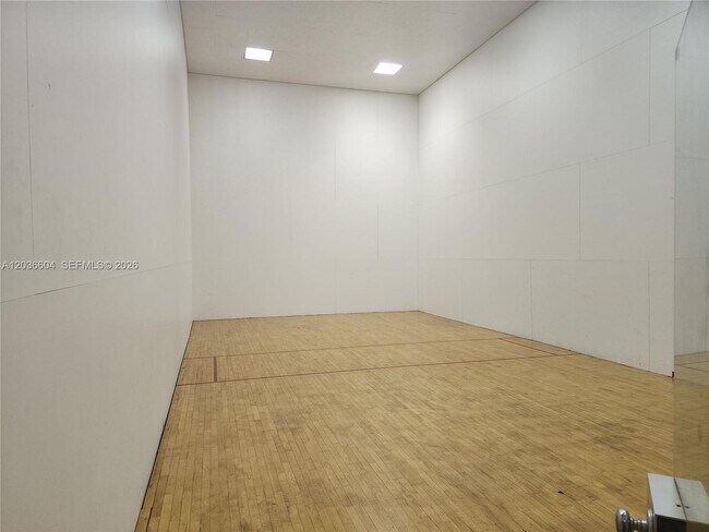 Building Photo - 12305 NW 11th Ct