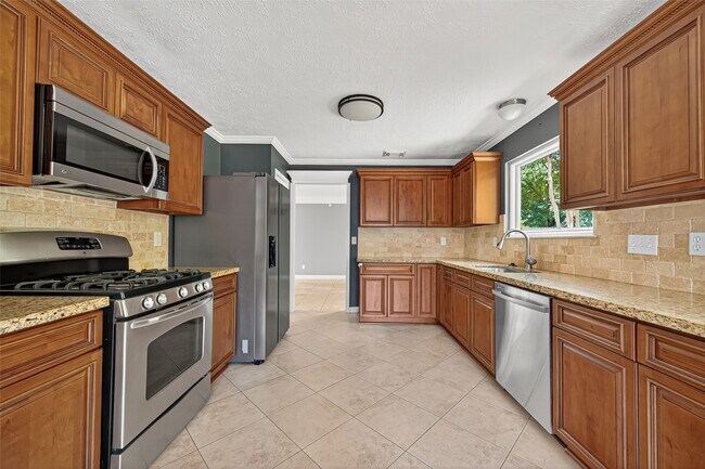 Building Photo - 12226 Paddock Way