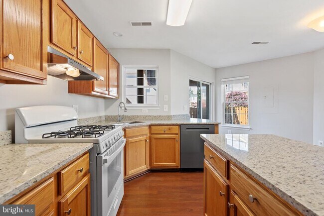 Building Photo - 26091 Lands End Dr