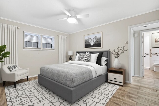 Building Photo - Alamo Heights Condo