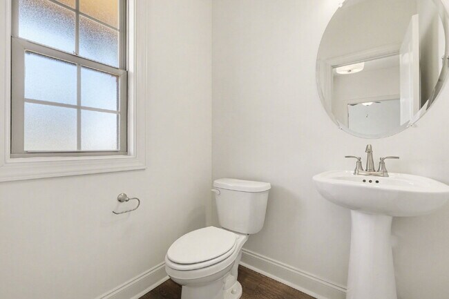 Building Photo - "Spacious 4-Bedroom Retreat with 3.5 Baths in Charming Mt. Juliet!" Beautiful Almost 1/2 Acre Lot...