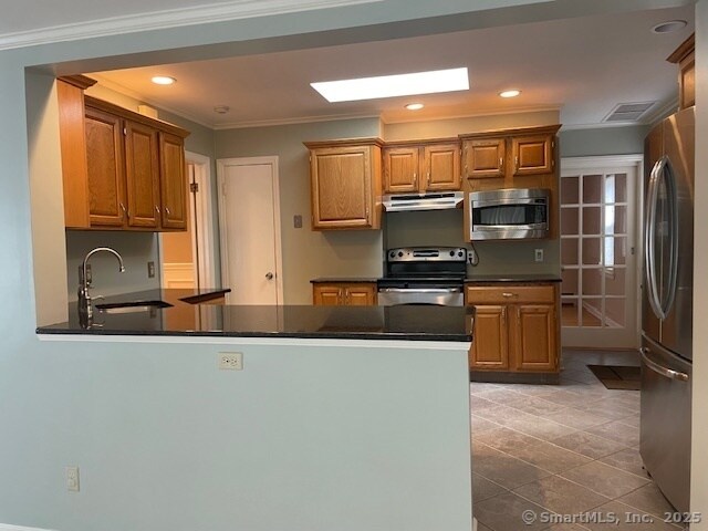 Building Photo - 23 Marlen Dr