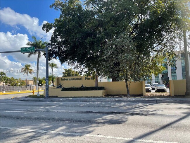 Building Photo - 2055 SW 122nd Ave