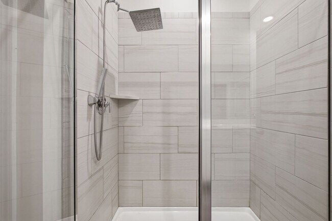 Building Photo - Modern 4-Bedroom Nashville Home with Sleek Contemporary Finishes