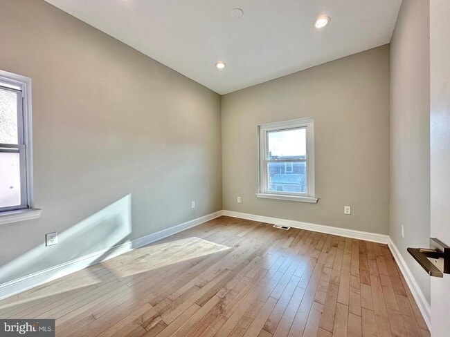 Building Photo - 2514 W Seybert St