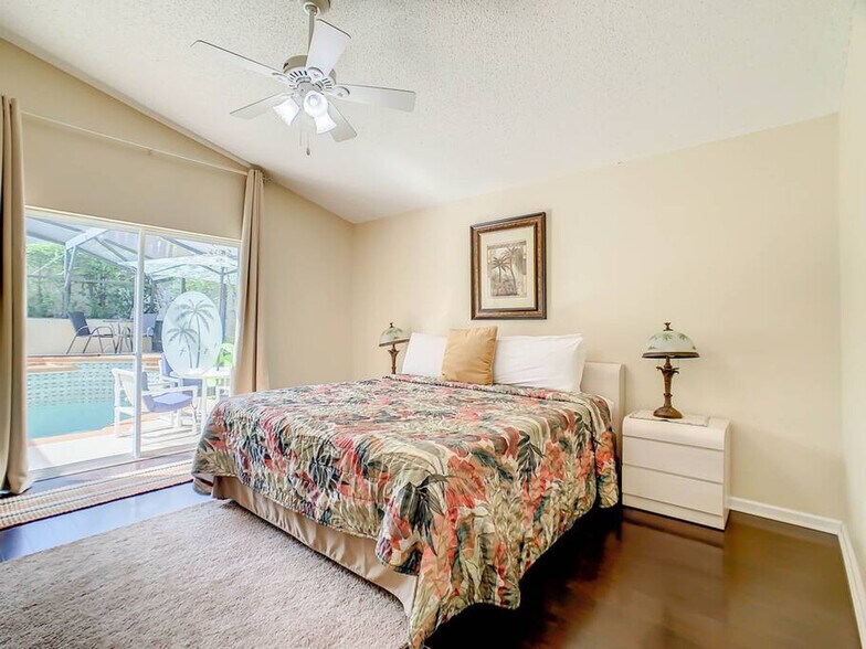 Building Photo - 15906 Bay Vista Dr