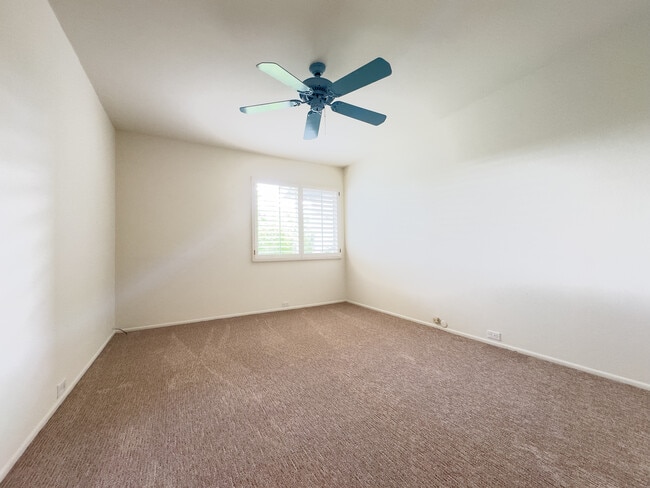 Building Photo - 2274 Caminito Castillo