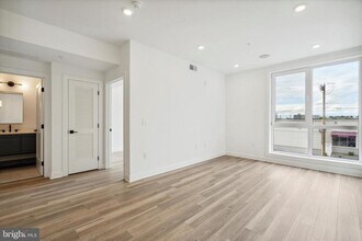 Building Photo - 2636 E York St