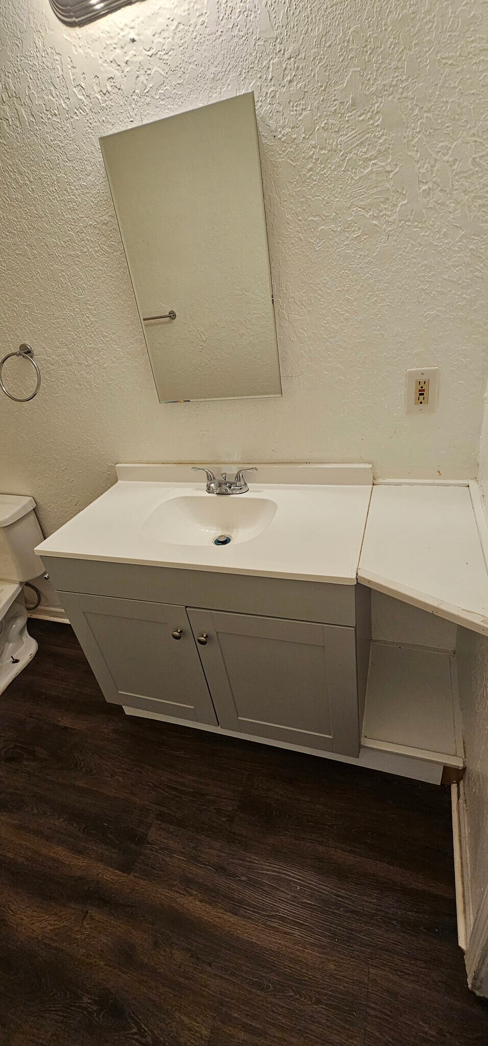 Building Photo - 711 N 70th St