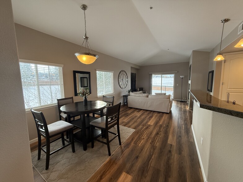 Dining Area/Livingroom - 6253 Kilmer Loop