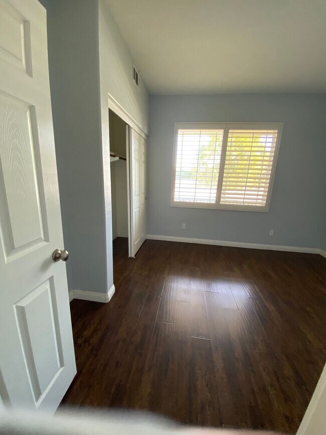 Building Photo - 28595 Autumn Ln