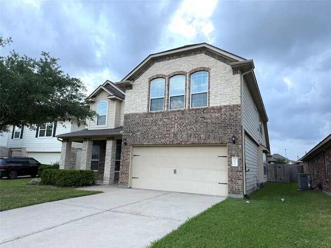 Building Photo - 30515 Woodson Trace Dr