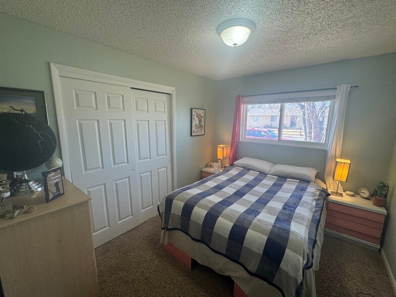 Building Photo - 100 Lawley Dr