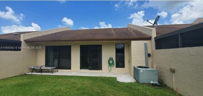 Building Photo - 2962 NW 109th Ave