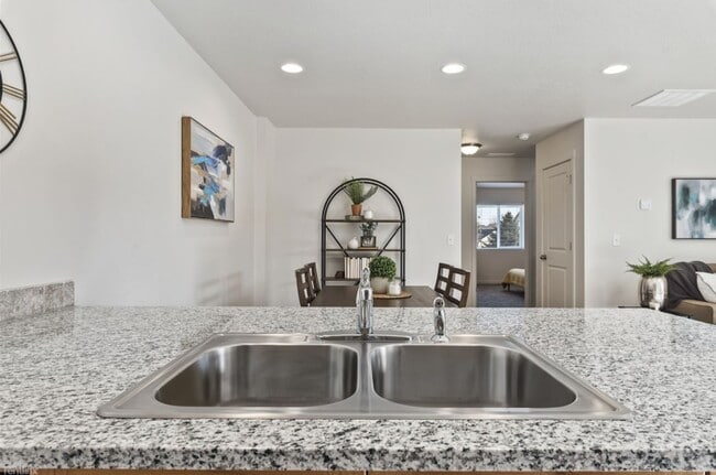 Building Photo - 30 S Drifter Loop