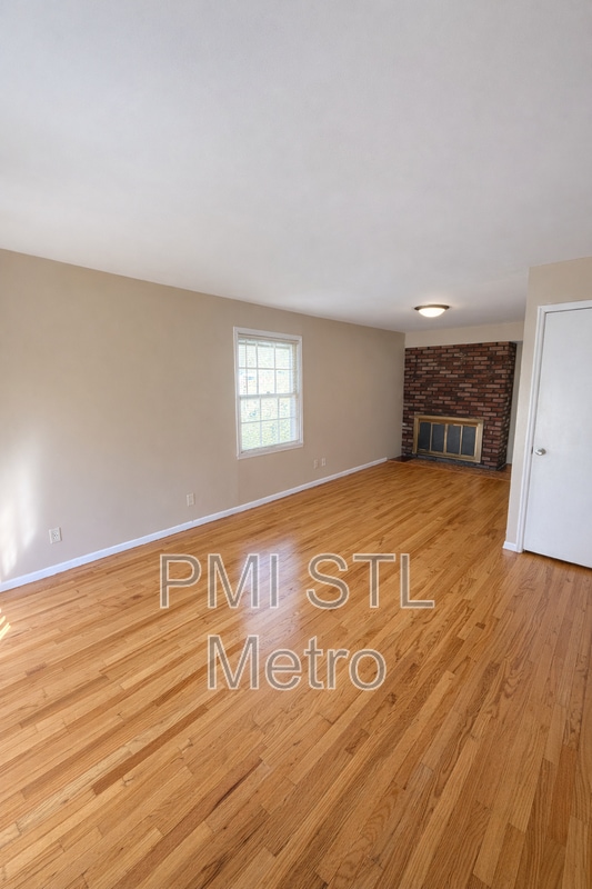 Building Photo - 329 Caithness Rd