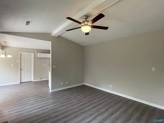 Building Photo - 120 Springfield Ln