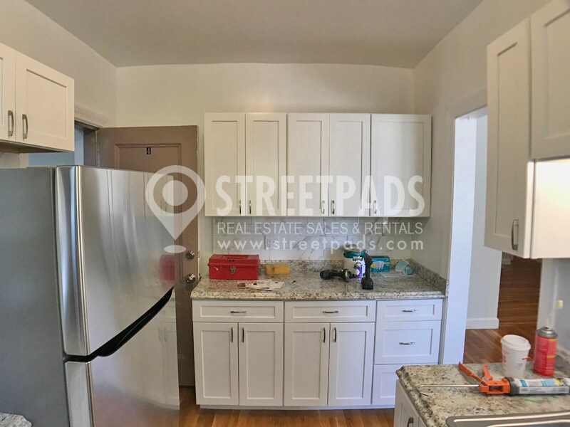 Building Photo - 1139 Beacon St