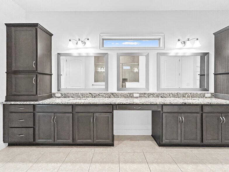 Building Photo - 13146 Bromborough Dr