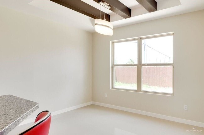 Building Photo - 10 Notre Dame Ave