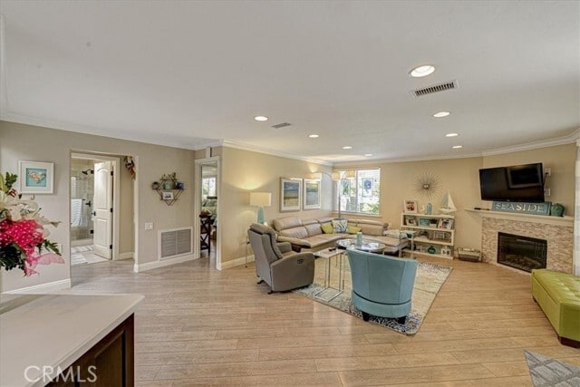 Building Photo - 359 Avenida Castilla