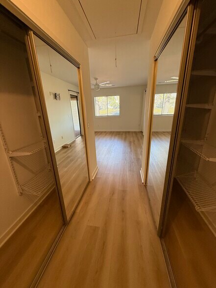 Primary Closets - 5935 Inland Greens Dr