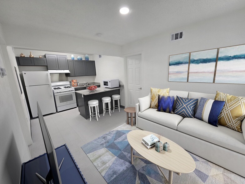 Primary Photo - Z - Nellie