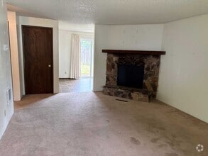 Building Photo - 312b