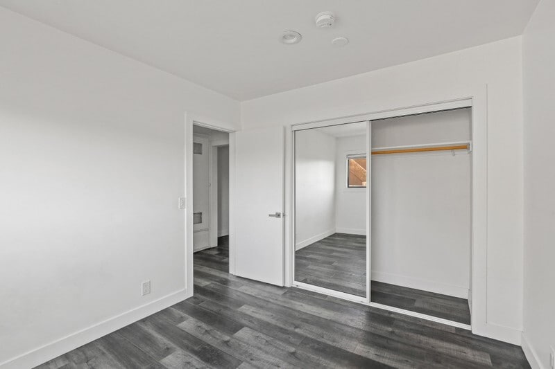 Building Photo - 215 N Fickett St