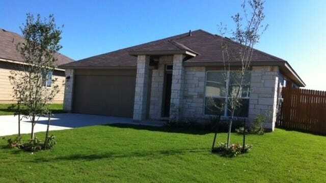 Building Photo - 1260 Hilltop Dr