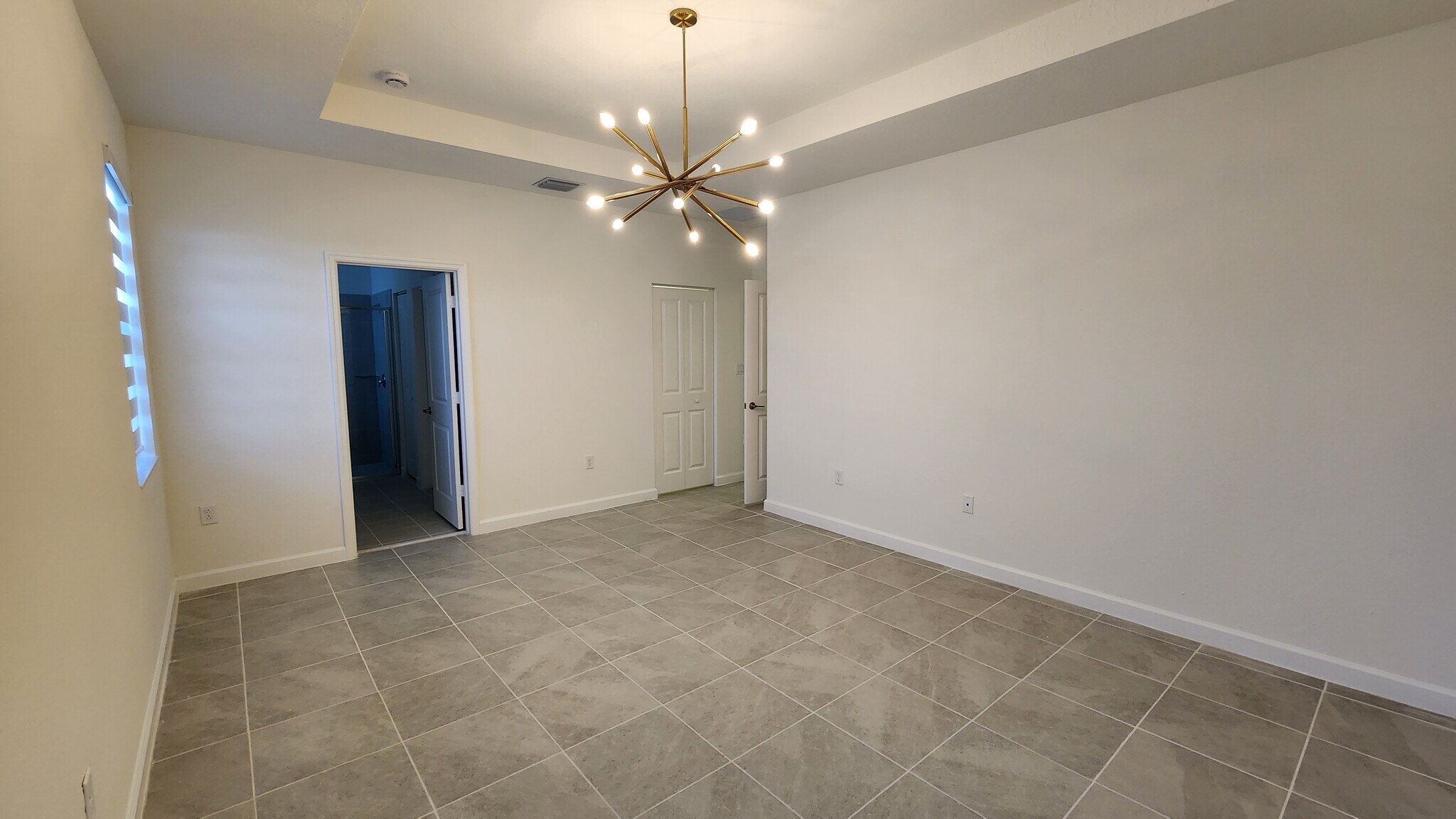 Building Photo - 2991 SE 23rd Ave