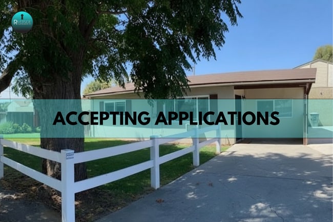 Primary Photo - 3 Bedroom + 1 Bath Located in Riverside