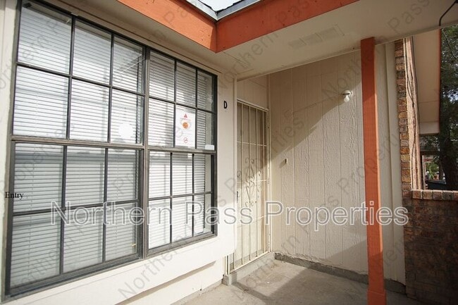 Building Photo - 1376 Trudy Elaine Dr