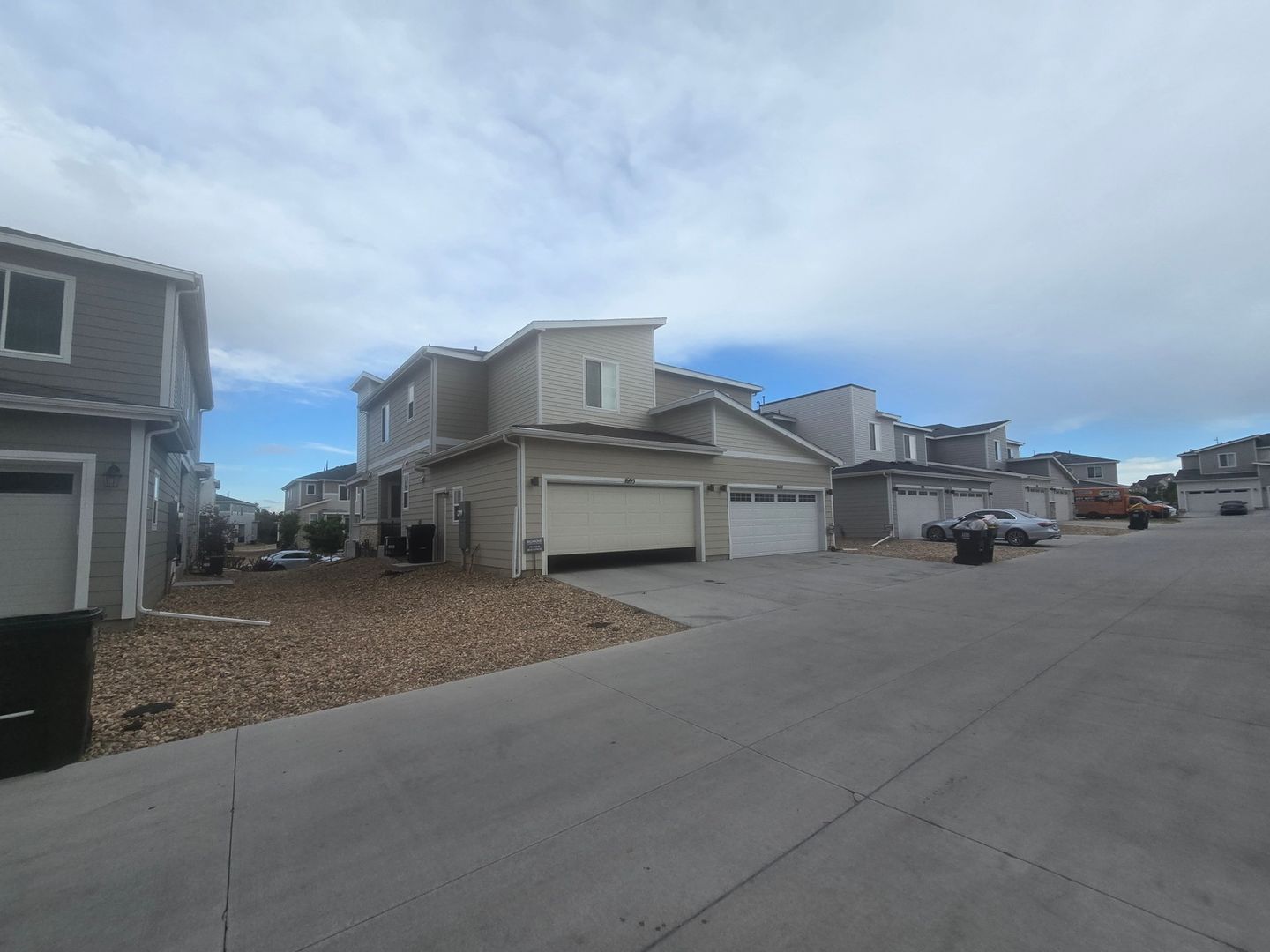 Building Photo - 1695 S Andes Way
