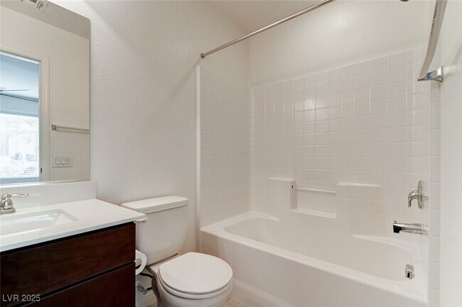 Building Photo - 1349 Jewelstone Cir