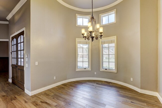 Building Photo - Luxury Living in Rosecreek – 4-Bedroom Home in Deer Creek Schools!