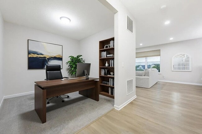 Building Photo - Beautifully updated lakeville 4 bedroom available for lease!