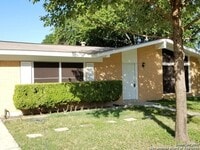 Building Photo - Welcome home to 214 Beechwood!