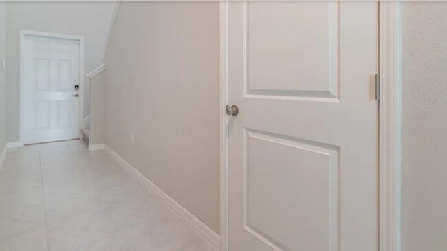 Building Photo - $1000 OFF DECEMBER RENT!!  Beautiful 4 BR 2.5 BA home in desirable Lynwood Community!