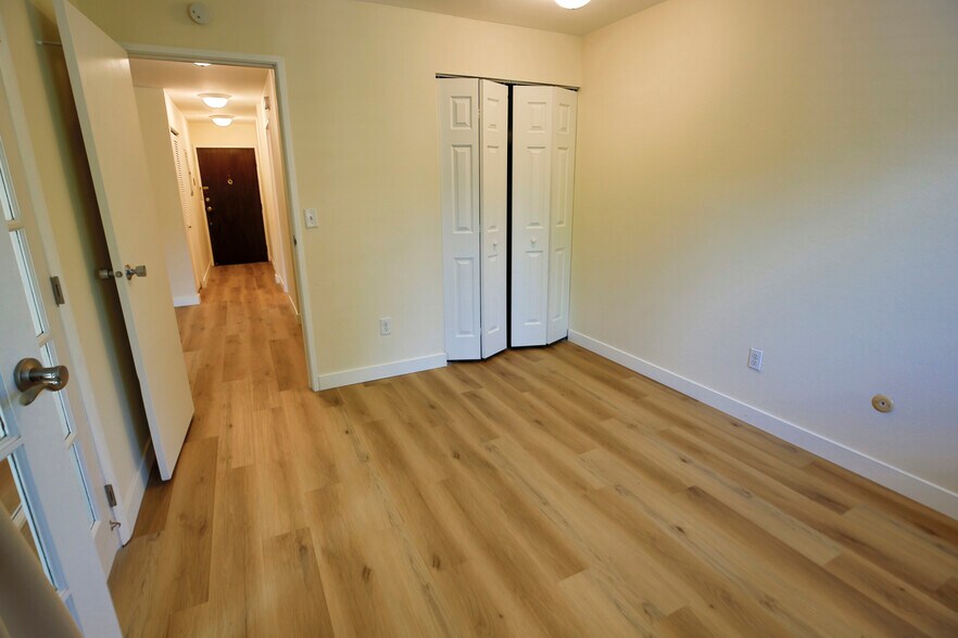 Building Photo - 3120 Corona Trl