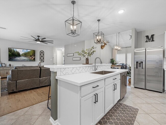 Building Photo - 1123 Station Manor Ln