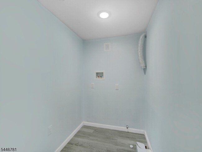 Building Photo - 351 Railroad Ave