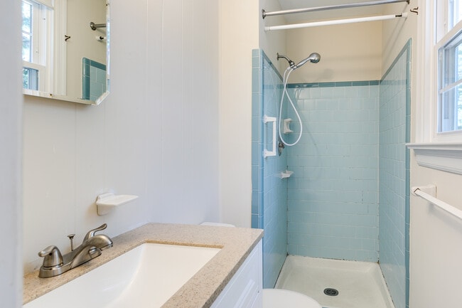 Building Photo - Beautiful Midlothian Rental in Prime Location! ***Available Early-Mid February***