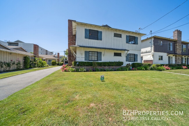 Primary Photo - 5301 1/2 Vantage Ave-5301.5
