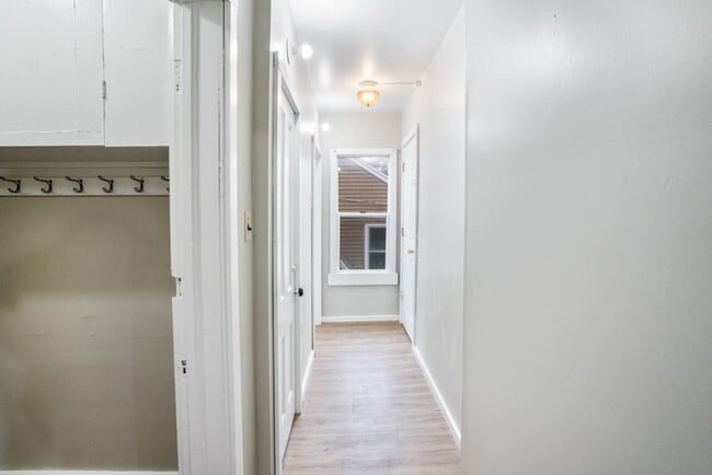 Building Photo - 1632 Waterloo Rd