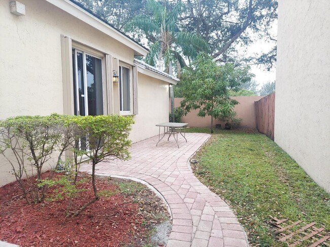 Building Photo - 1870 NW 100th Way